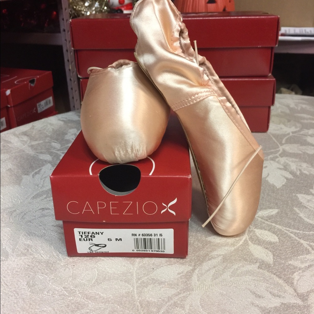 Capezio Tiffany pointe shoe